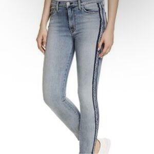 HUDSON
JEANS
Blue custom Barbara style